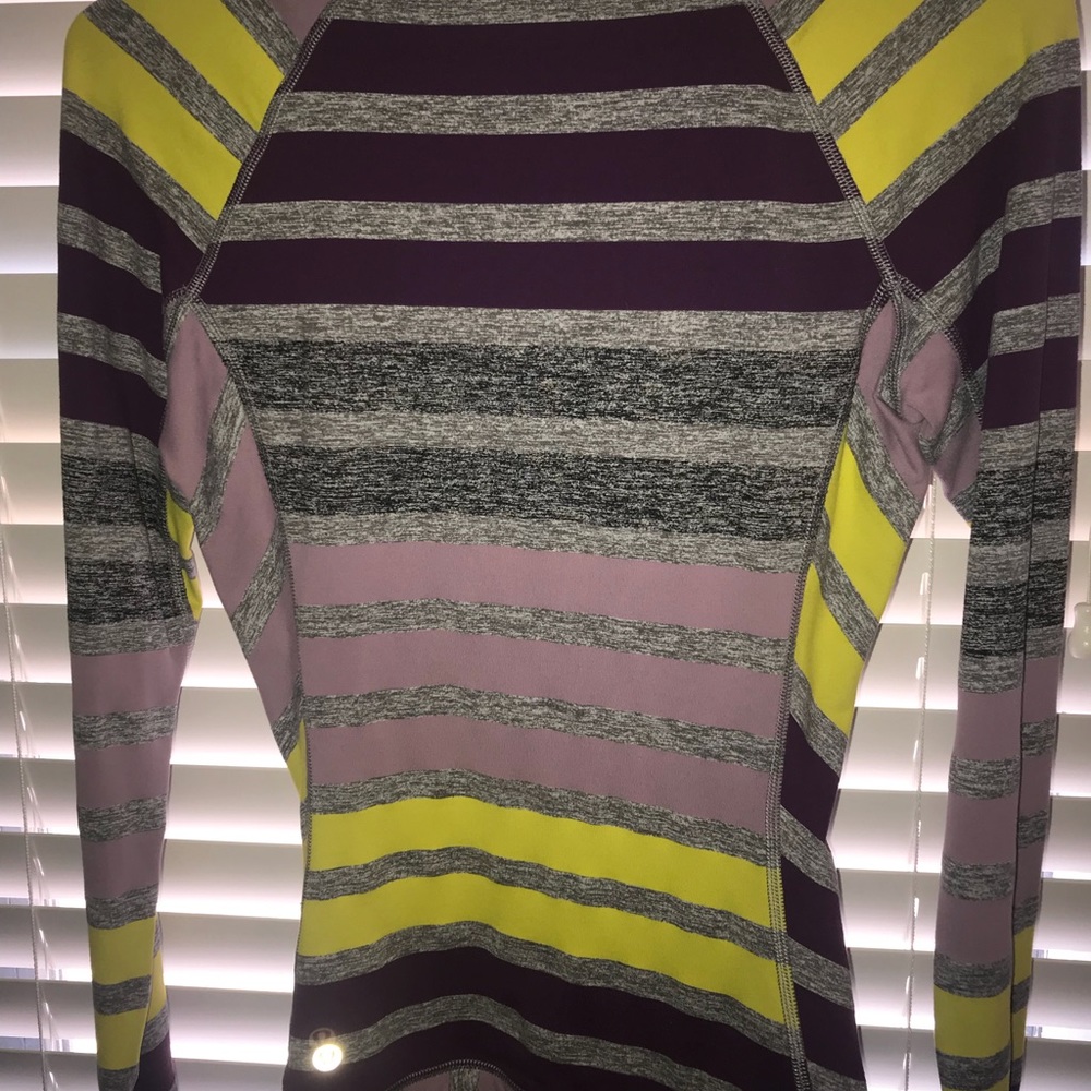 Lululemon Race Tour Pace shirt